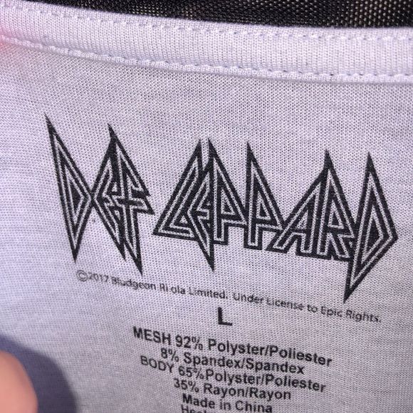 Def Leopard Mesh Layered Graphic Tee - Picture 3 of 5